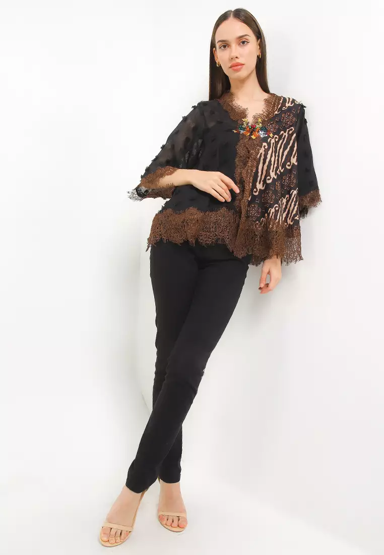 Kebaya Reling Kom Batik