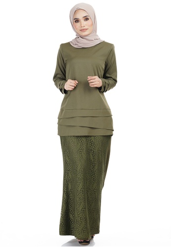 Daliya Kurung with Asymmetry Layered Top from Ashura in Green