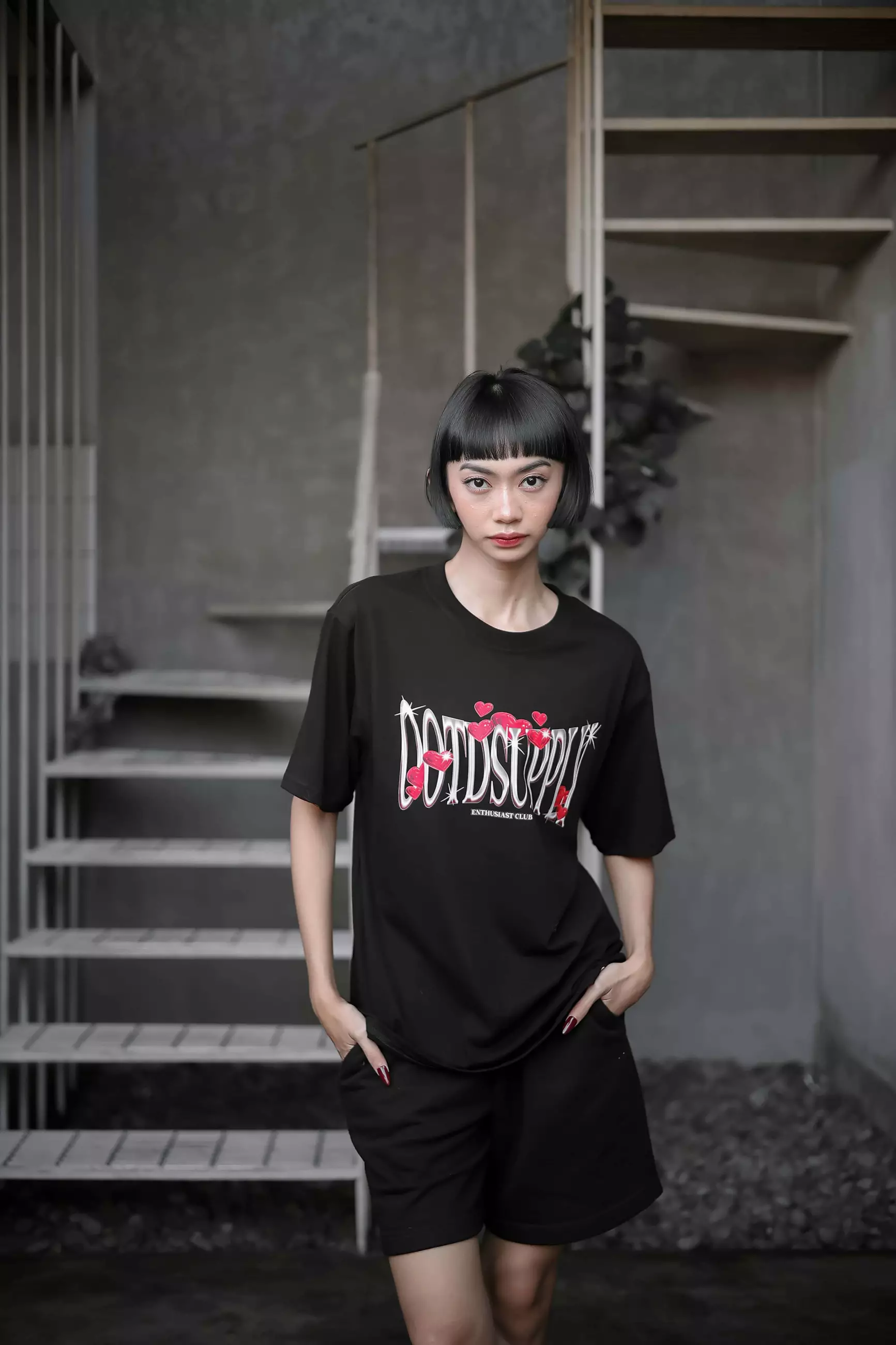 OOTDSUPPLY Reguler Tshirt 24s Delight Black & White Color | Kaos Pria & Wanita TS097