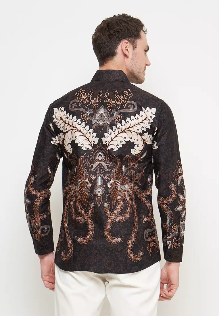 Slimfit Agira Kemeja Batik Pria Lengan Panjang