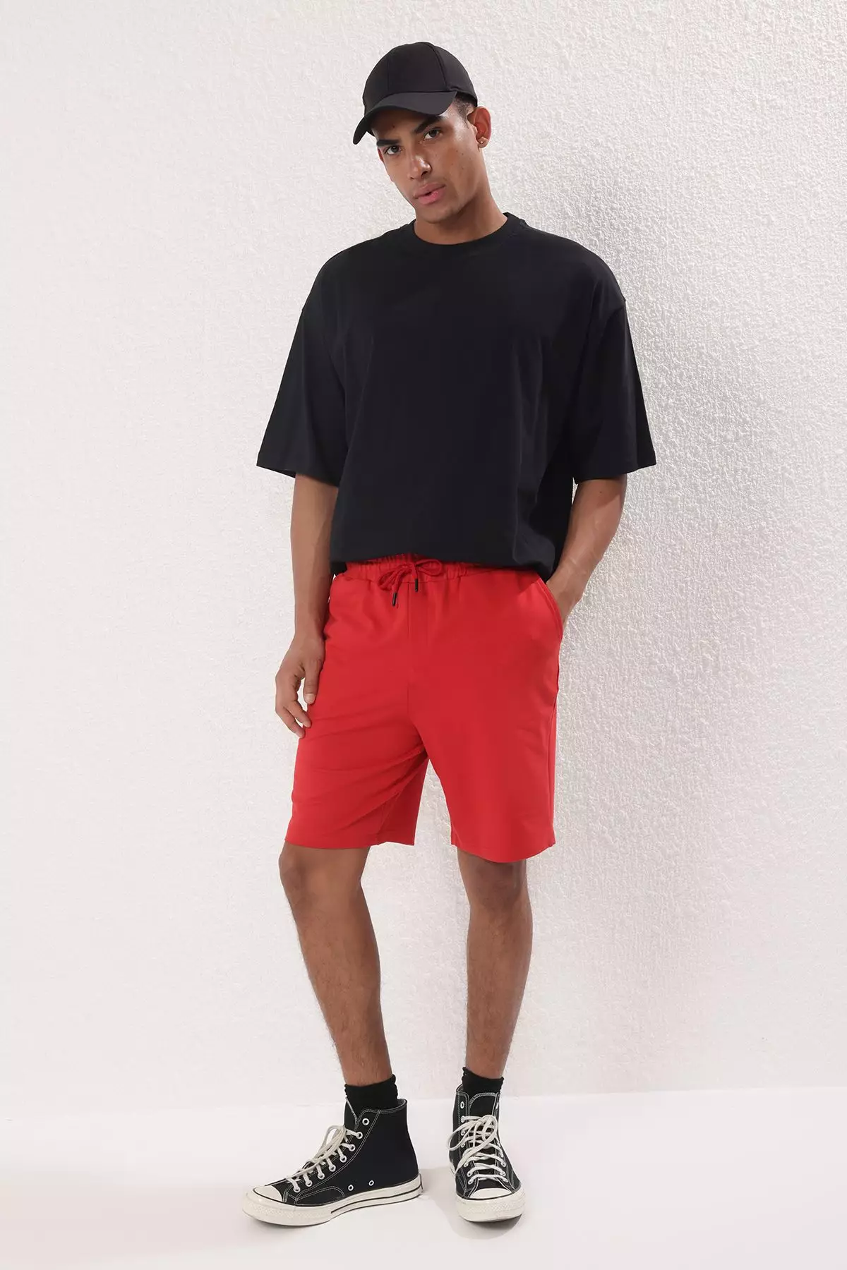 Red Basic Regular Mid Length/Normal Cut Straight Shorts TMNSS20SR0068