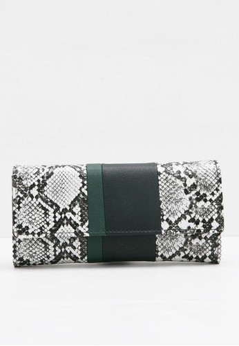 Jual Berrybenka Label Yesha Ocean Snake Skin Wallet Multi Color Original Zalora Indonesia