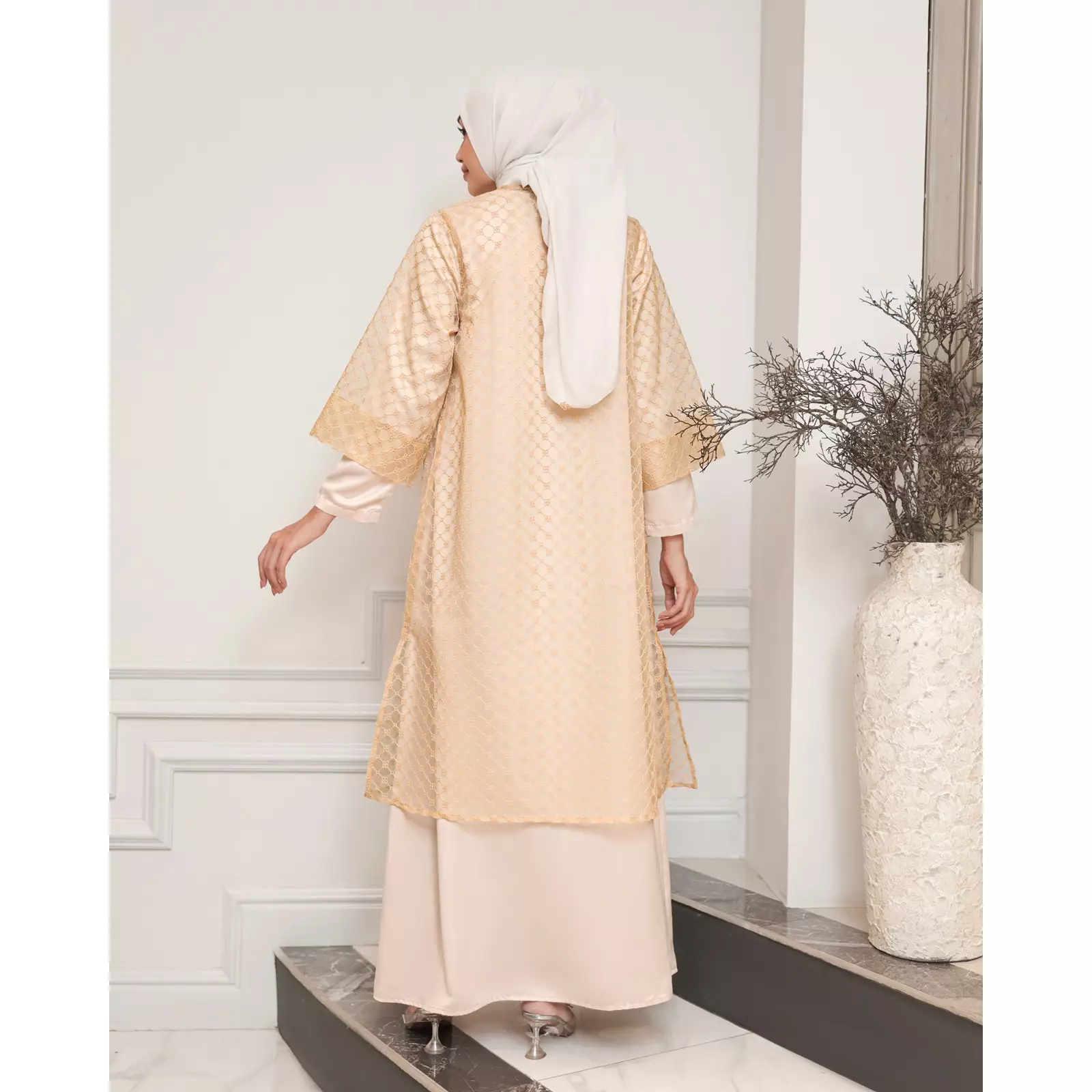 Geulis.id RAZIQA OUTER - Gold