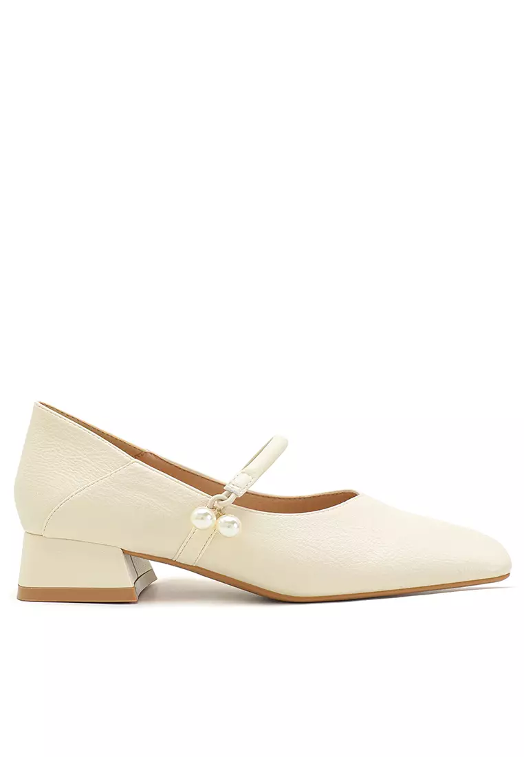 Discount on Twenty Eight Shoes  shoes - SKU: 3CM Pearl Strap Mary Jane Shoes BY3102-22