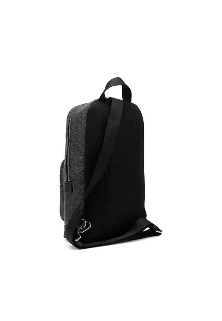 Cooper Men's Chest Bag in Black 37S1LCOY1B