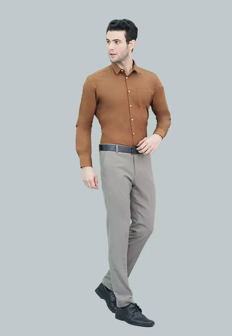 Johnwin - Kemeja Formal Basic - Lengan Panjang Warna Coklat FSH.650.Q251.971.C-L/S