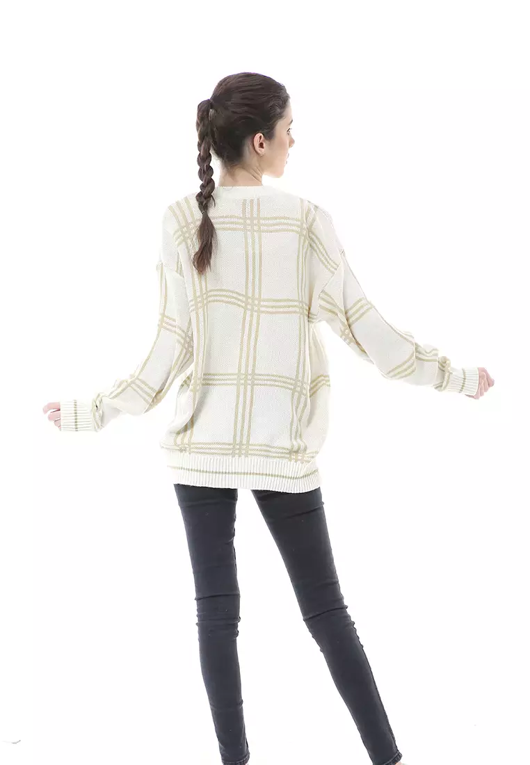 Eshika Cardigan Rajut Oversize Motif Kancing Tebal High Quality - BW