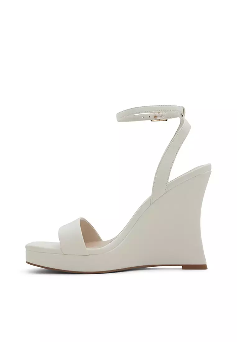 White closed sale toe wedge sandals