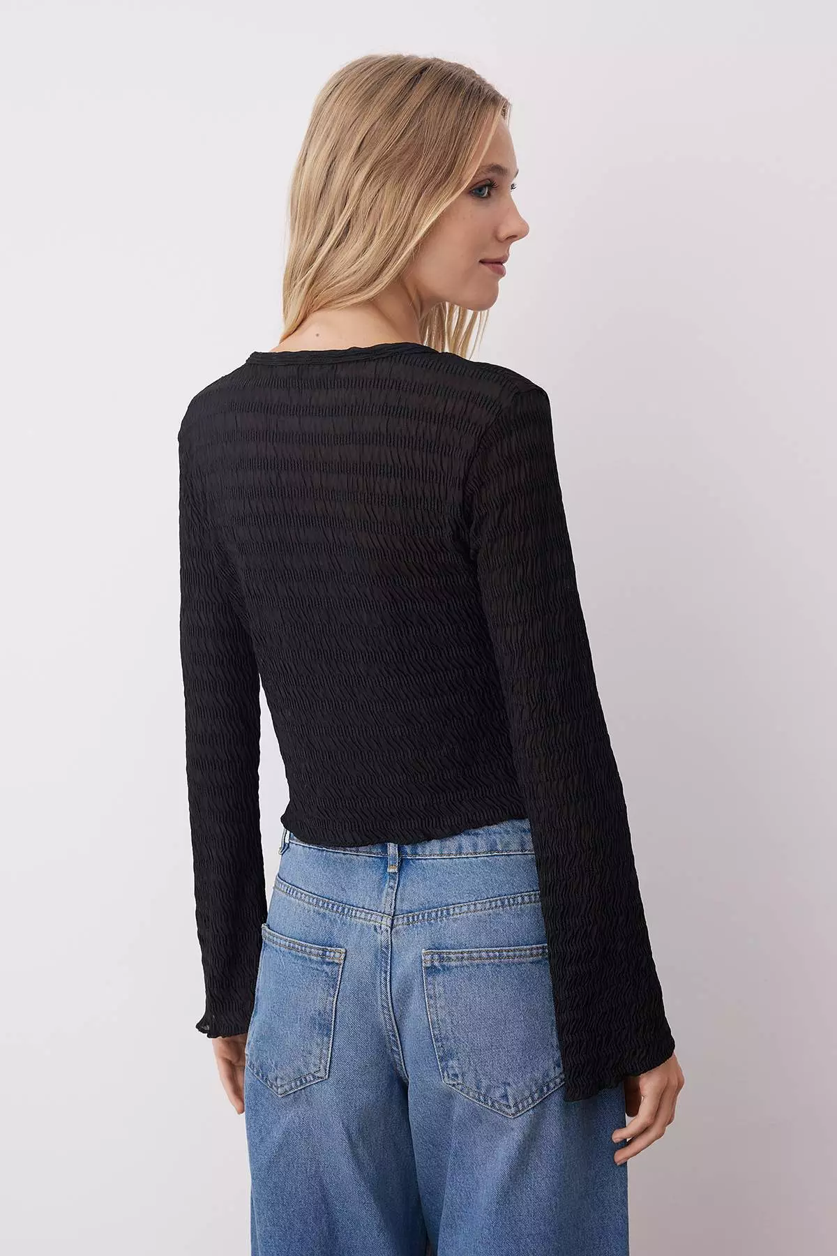 Black Premium Tie Detailed Textured V-Neck Flexible Knit Blouse Twoss23Bz00796