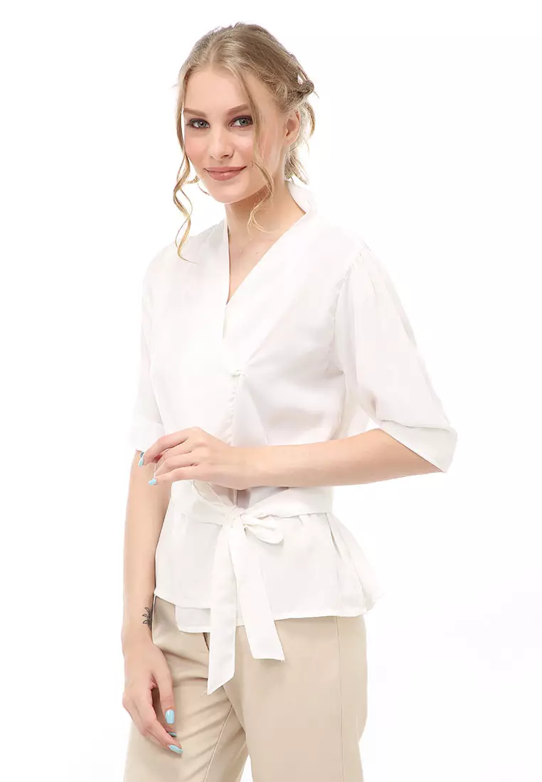 Cheva Blouse Atasan Wanita Kasual Model Tali Ikat Pinggang Material Wolfis ORIGINAL - Broken White