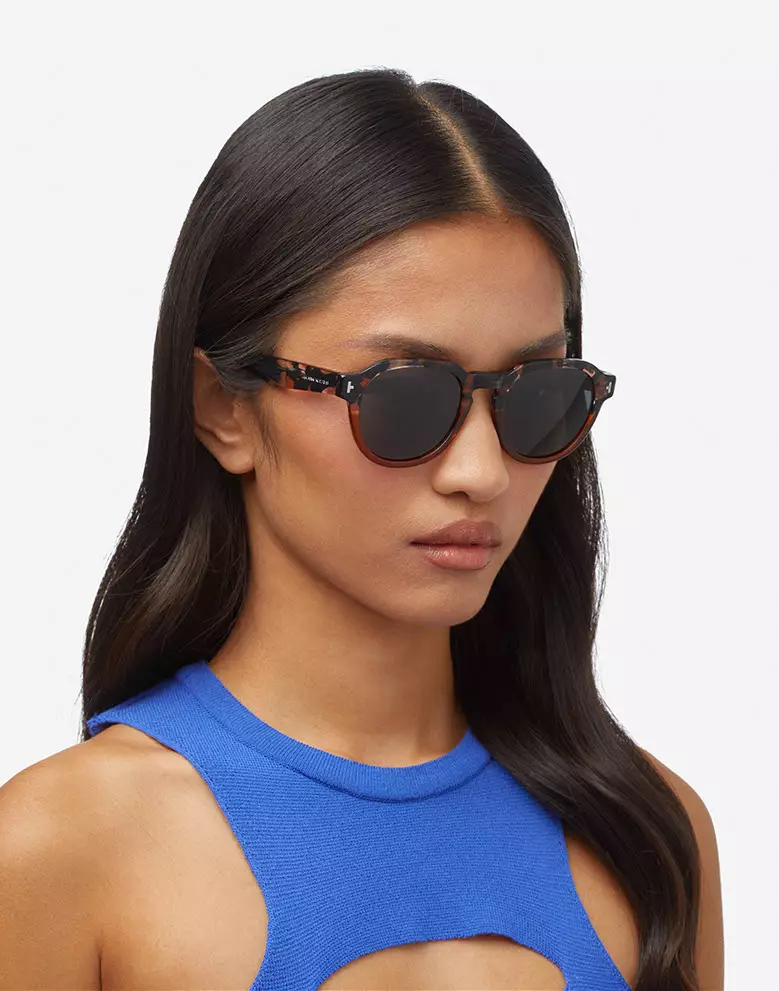 HAWKERS POLARIZED Salamander Dark WARWICK PAIR Sunglasses for Men and Women, Unisex. UV400 Protection. Official Product designed in Spain HWPA22CGXP