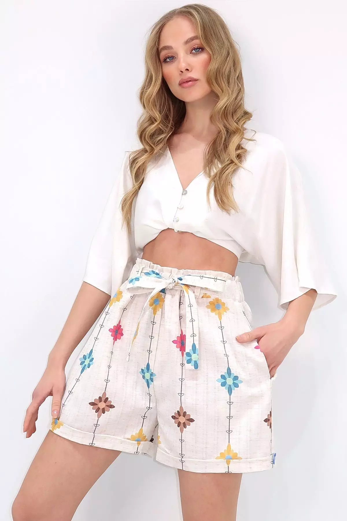 Women's Blue High Waist Double Pocket Floral Print Double Leg Linen Shorts