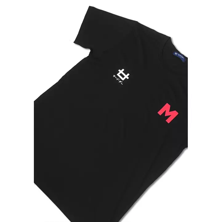 MTE34F dakir logo x m blk T-shirt Hitam