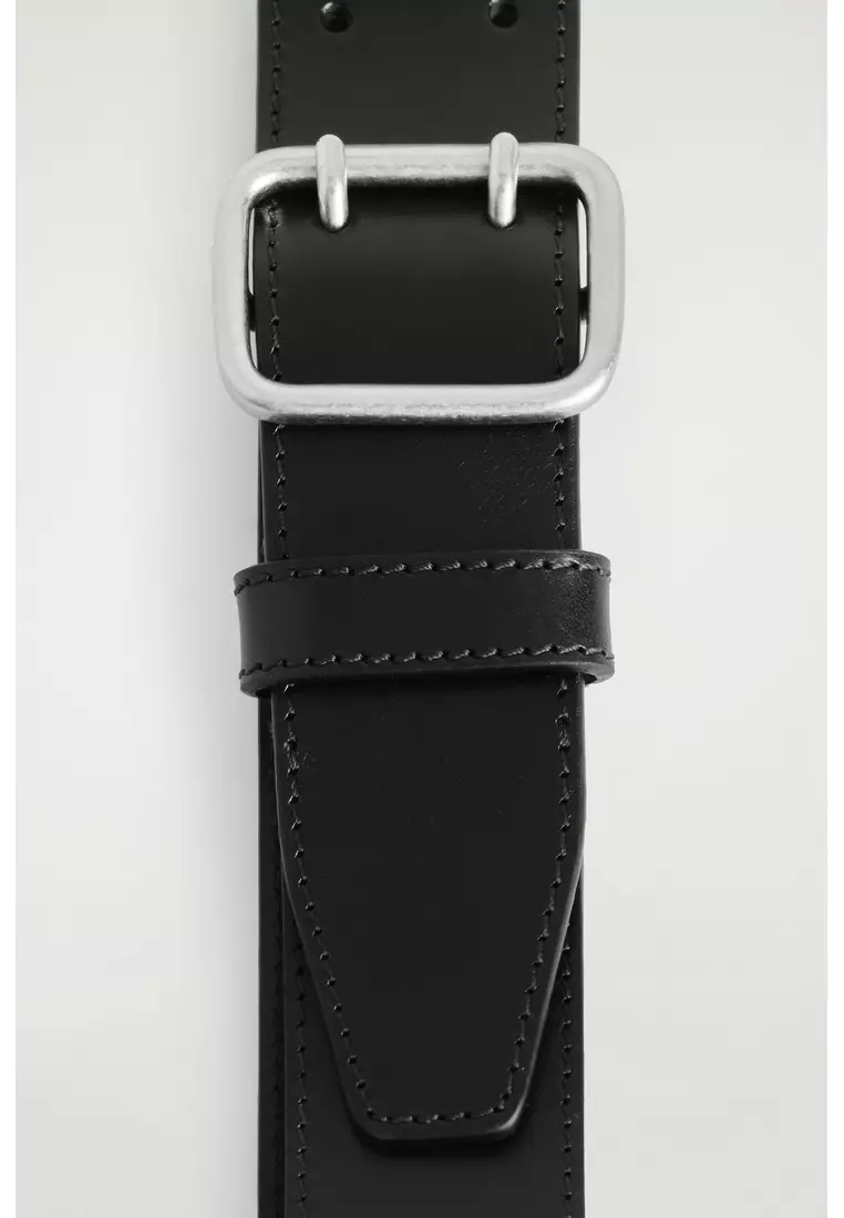 DOUBLE-PRONG LEATHER BELT