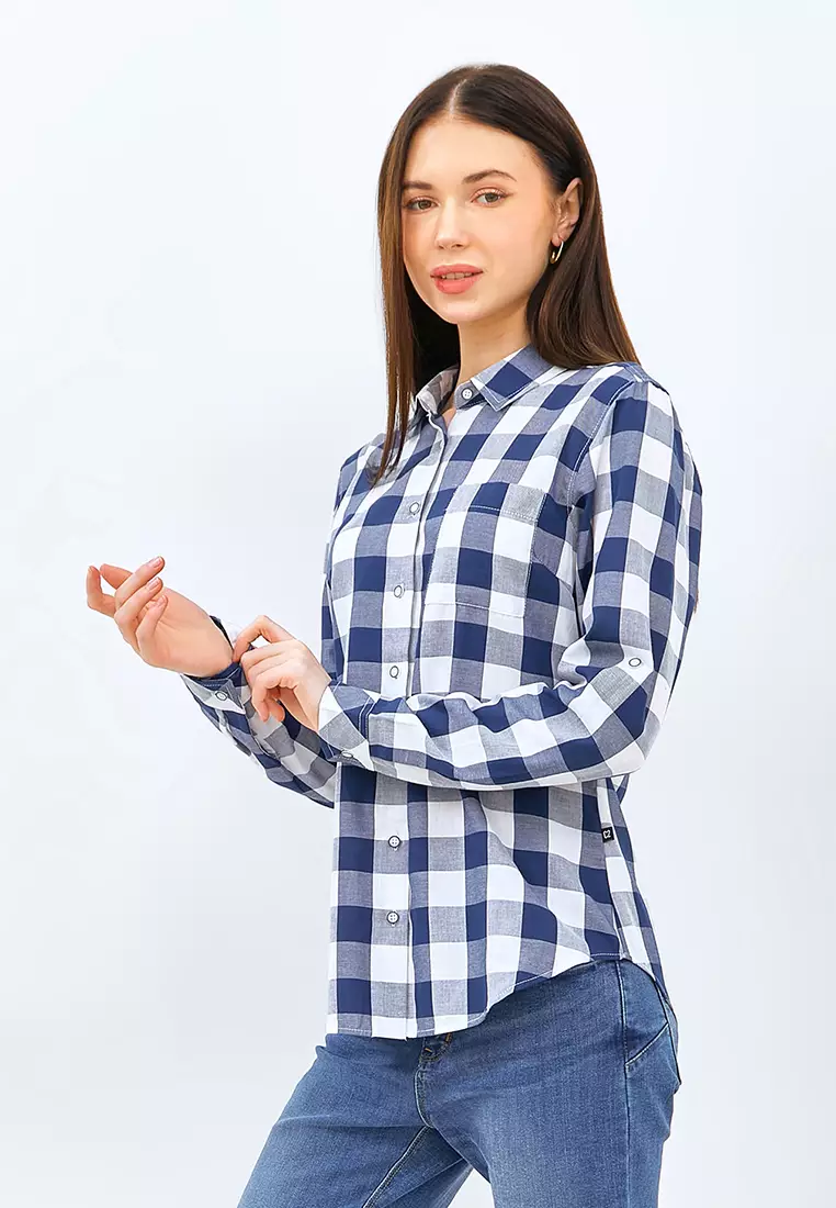 C2 Elnara Navy Kemeja Classic Wanita