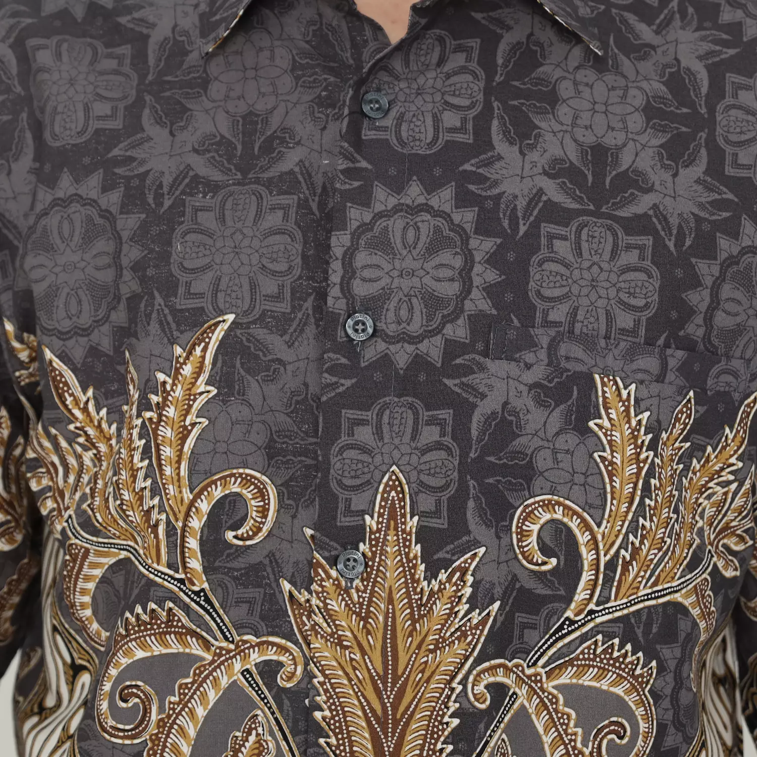 Platini Kemeja Batik Pria Lengan Panjang Katun Grey 36054.46