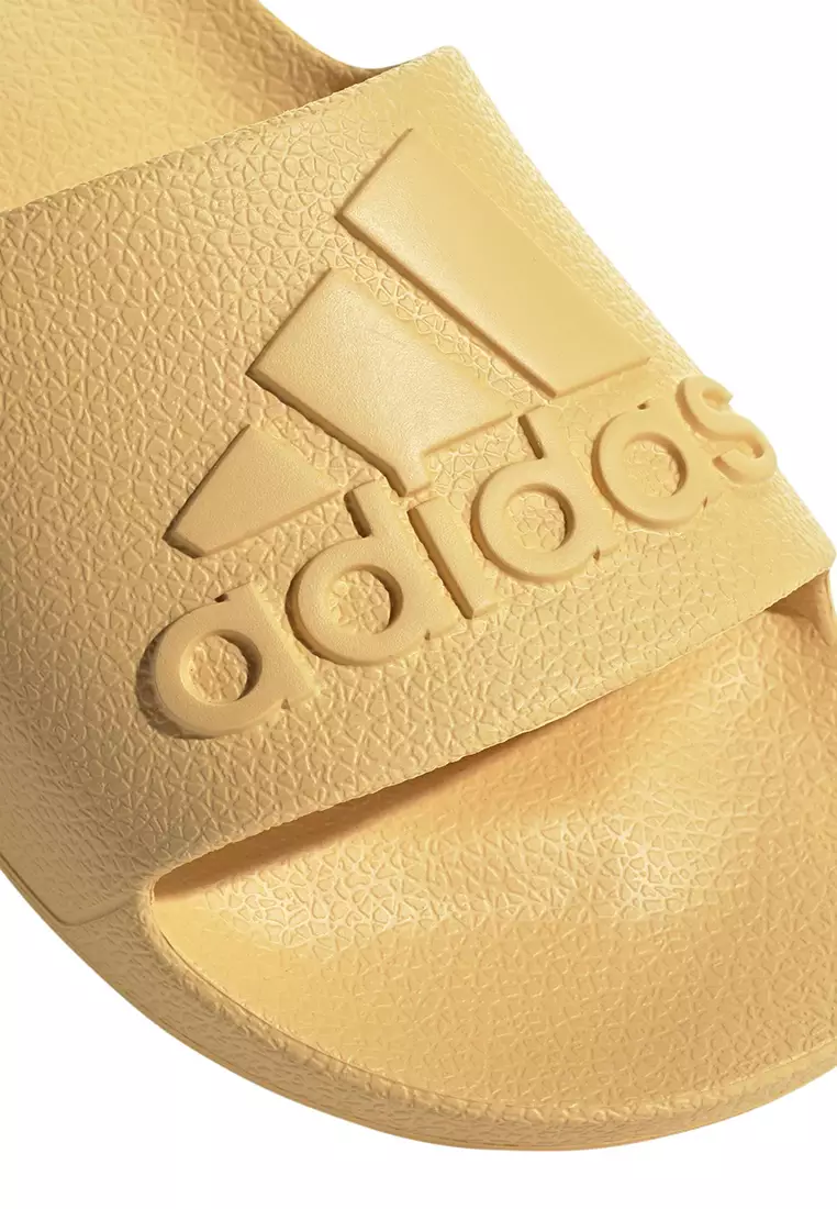 Adilette Aqua Slides