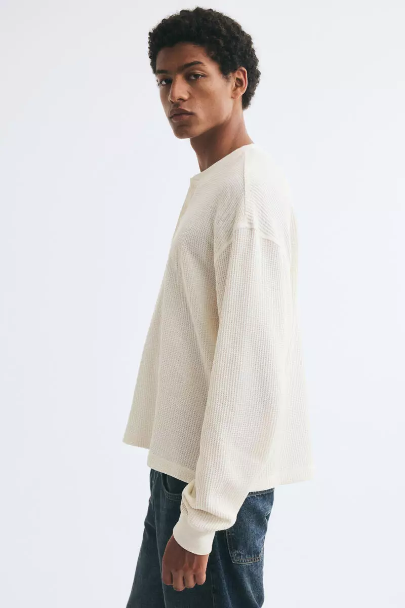 Regular Fit Waffled henley top
