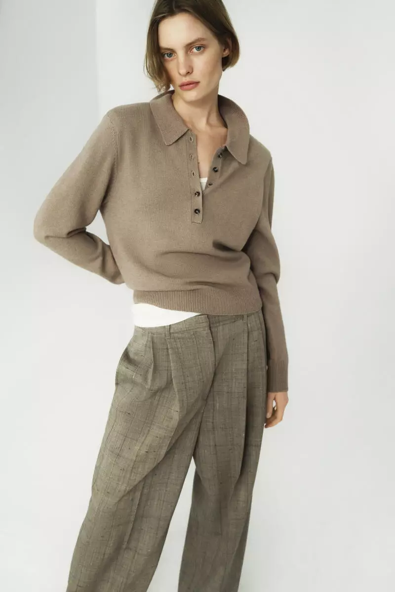 Shoulder-pad polo jumper