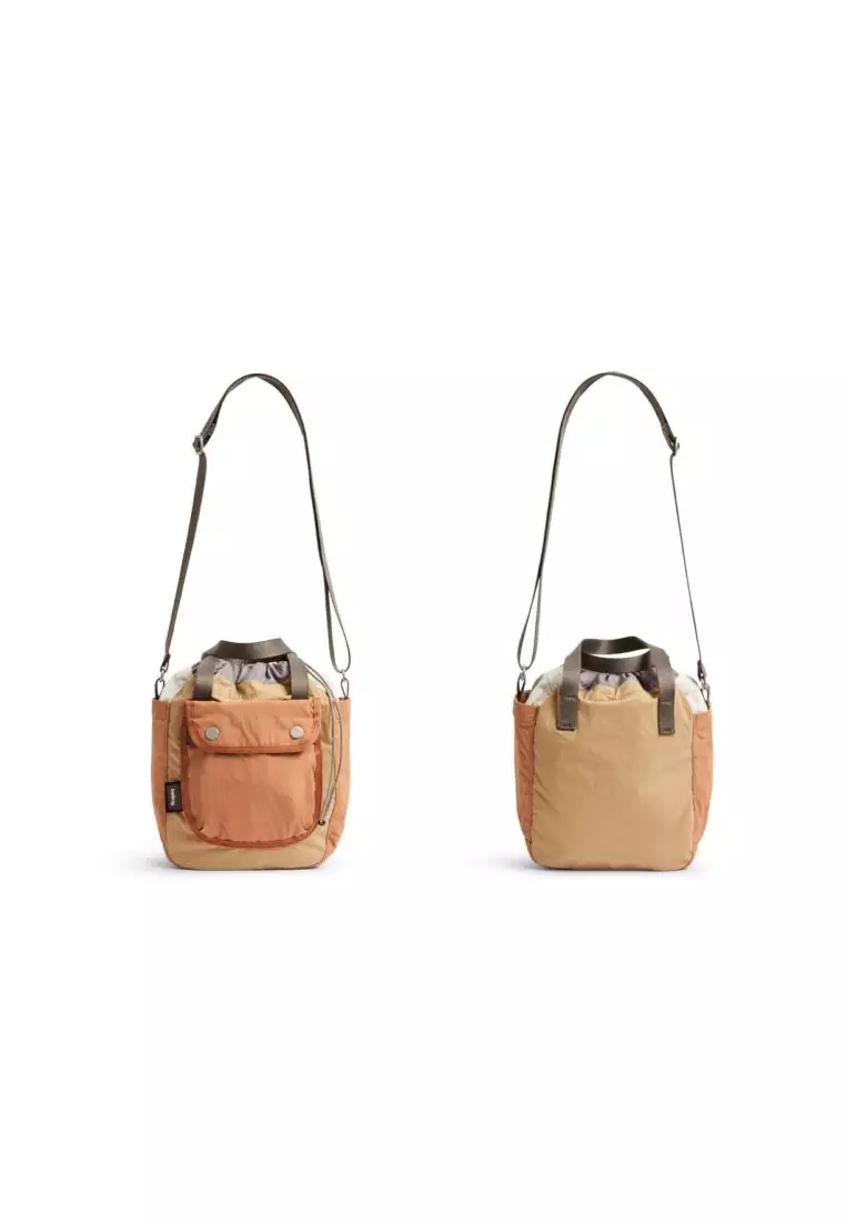 Bellroy Cinch Bucket Bag - Sand Dune