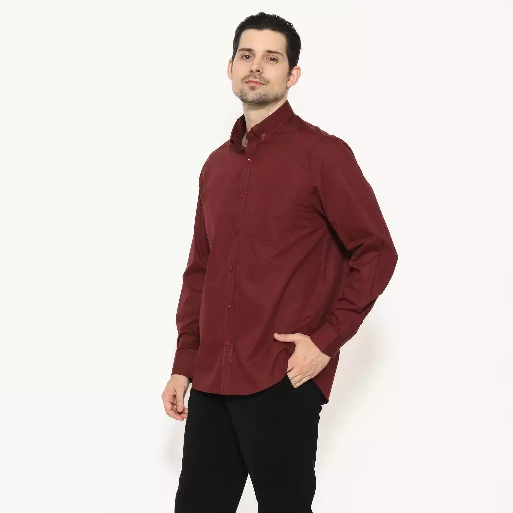 Lawell Kemeja Pria Lengan Panjang – DESMOND | Maroon | Regular Fit | Polyester Cotton Premium | Tekstur Tenun Halus Elegan
