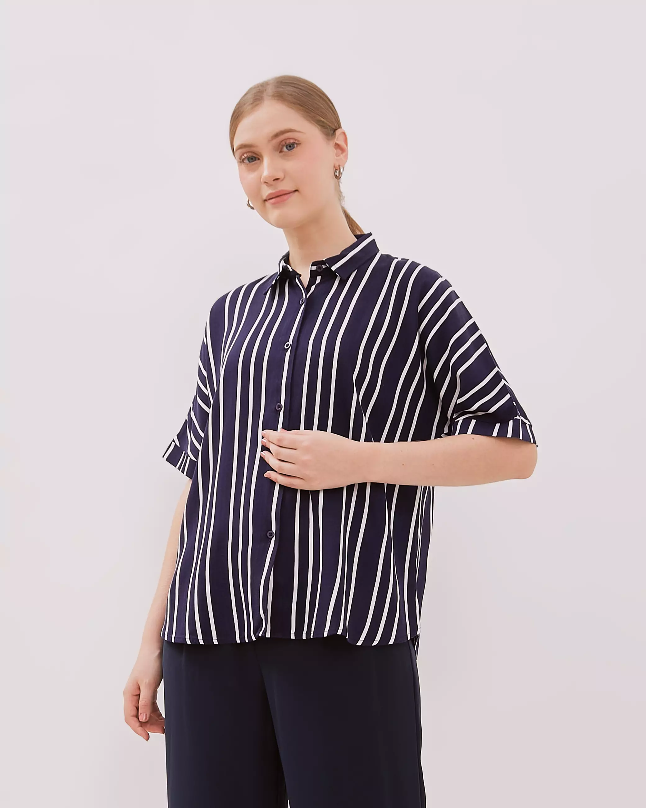 Urban Exchange Kimiko Stripe Navy Blue Shirt - Blouse Lengan Pendek Wanita Navy