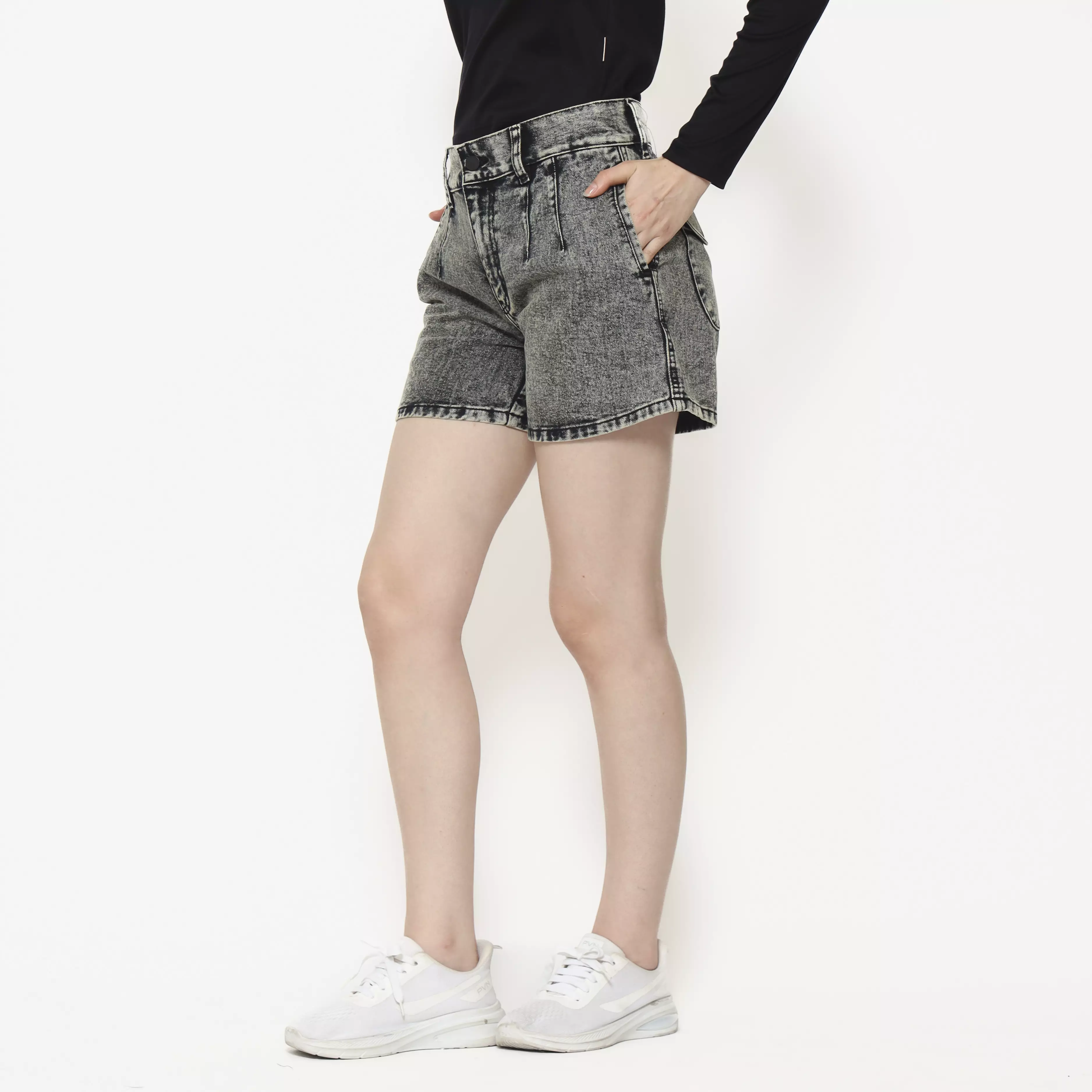 Insight Celana pendek denim Wanita Not So Devil  Planet Surf