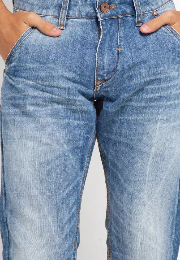 Basic Slim Fit Jeans L149N