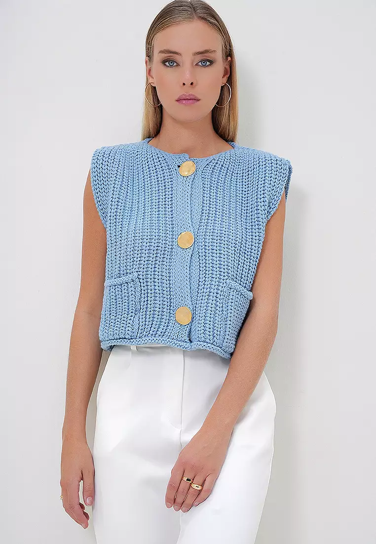 Buttoned Knit Vest
