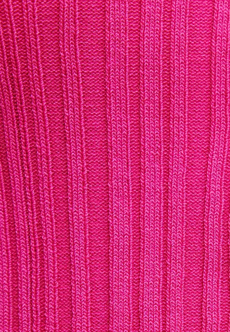 Standard Sleeves V-Neck Knitted Cardigan