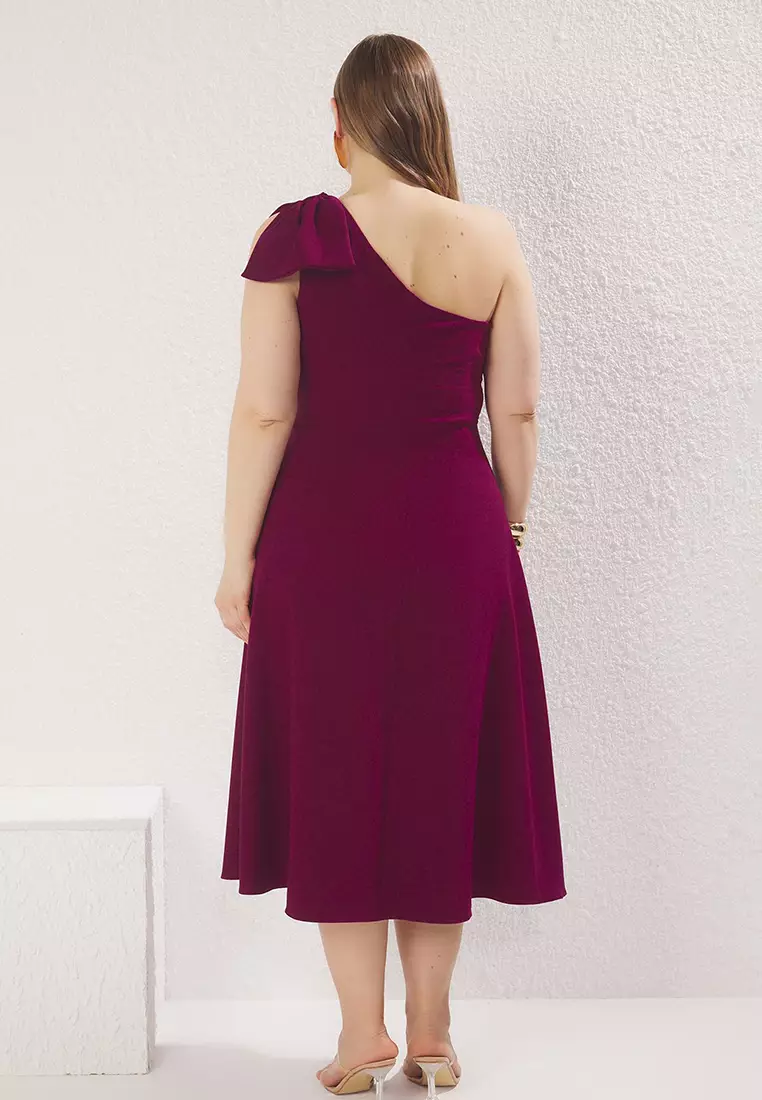 Plum One Shoulder Midi Woven Plus Size Dress With Ribbon