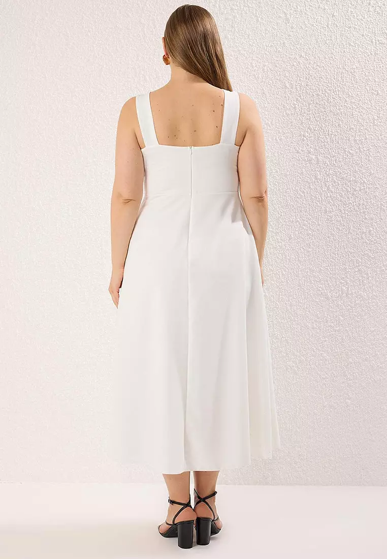White Finike Woven Plus Size Dress