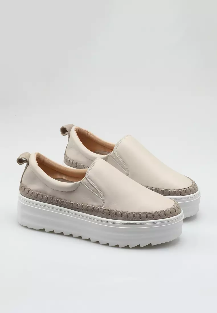 White leather platform on sale slip on sneakers