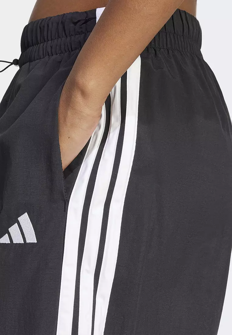 ★adidas★W ESS 3S LIFESTYLE WOVEN PARACHUTE パンツ★追跡可 Essentials 3-Stripes Lifestyle Woven Parachute Pants - Black