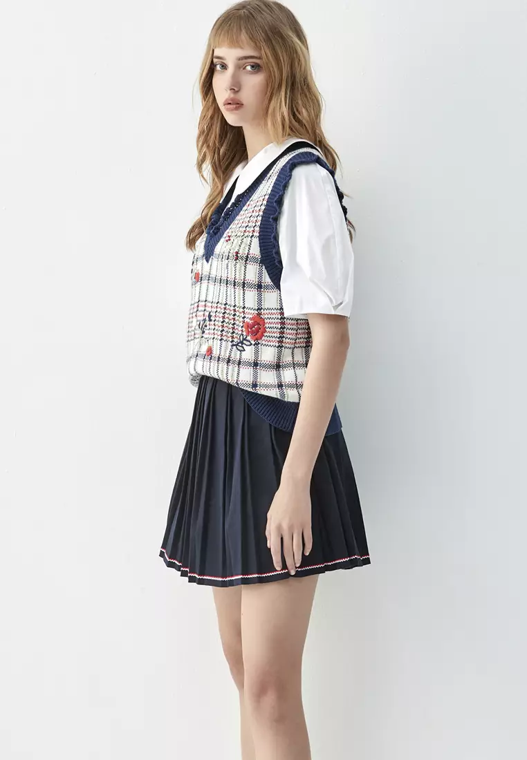 Checkered Knit Vest With Floral Embroidery