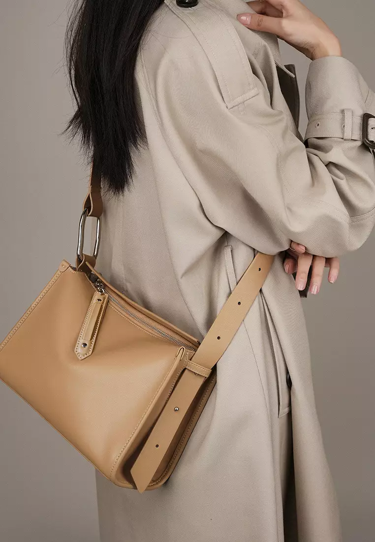 Simple Leather Messenger Bag