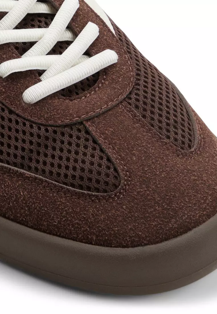 Pamona Sneakers