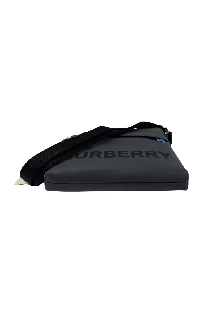 Burberry mens carry online on luggage