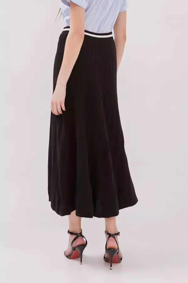 MINIMAL - Kallia - Rok Rajut Midi - Black Colour Black