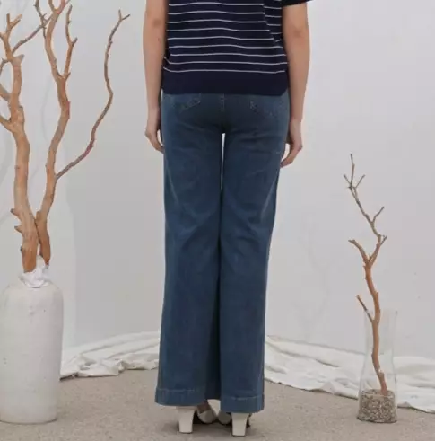 Madeline Flare Jeans Highwaist in Blue