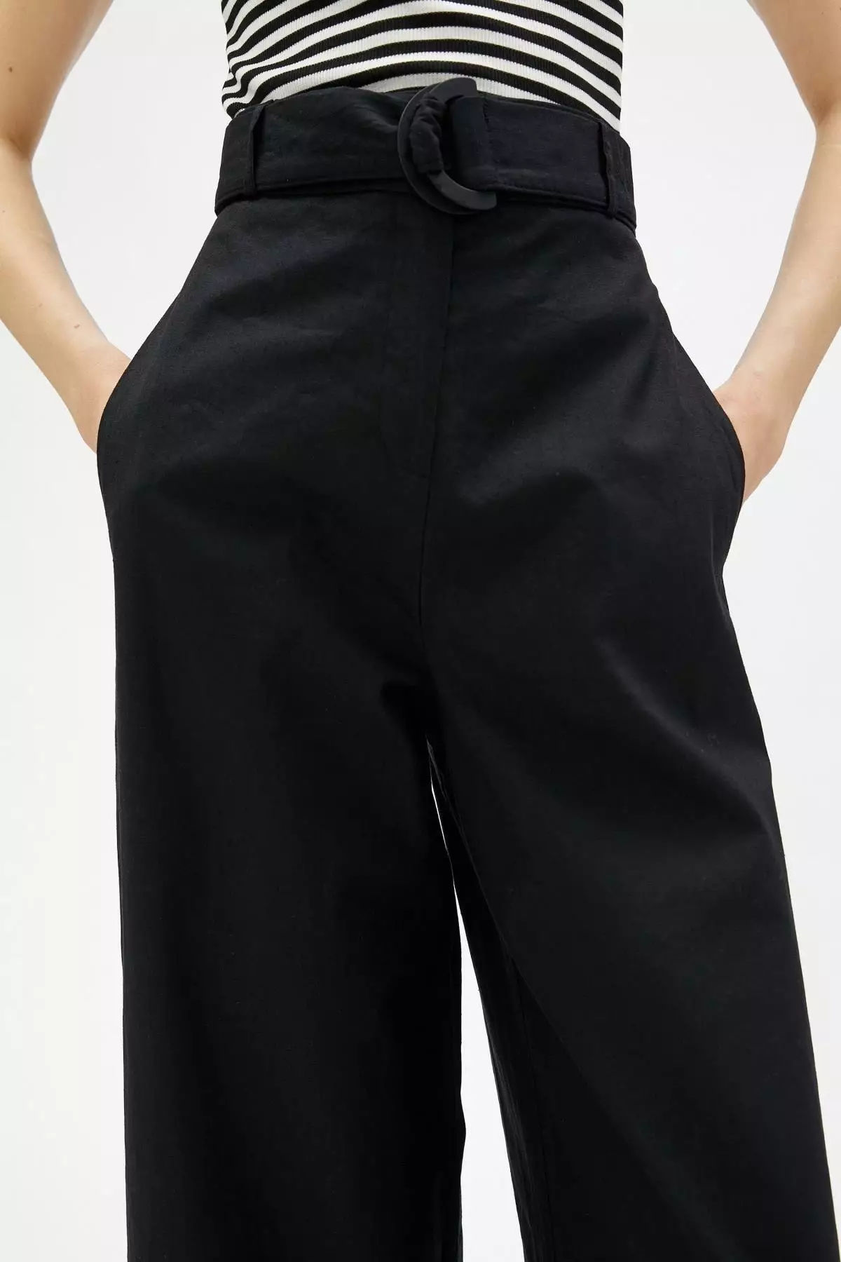 【2plan】Rings Belted Wide Slacks 2plan】Two-Tuck Belted Wide Pants (2plan/スラックス