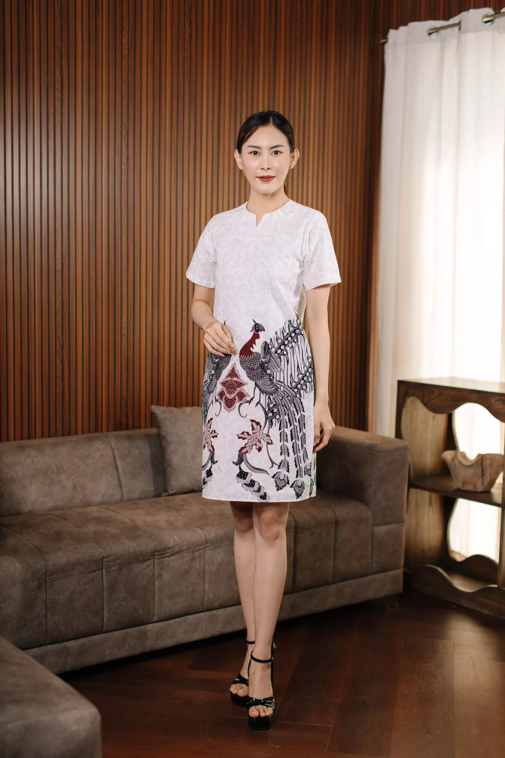 Myra White Dress Wanita