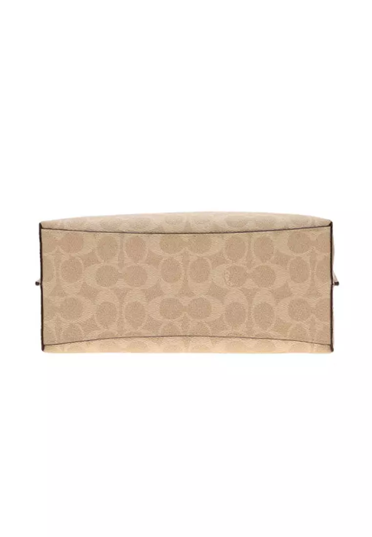 Mollie Tote Bag 25 In Signature Canvas CV965