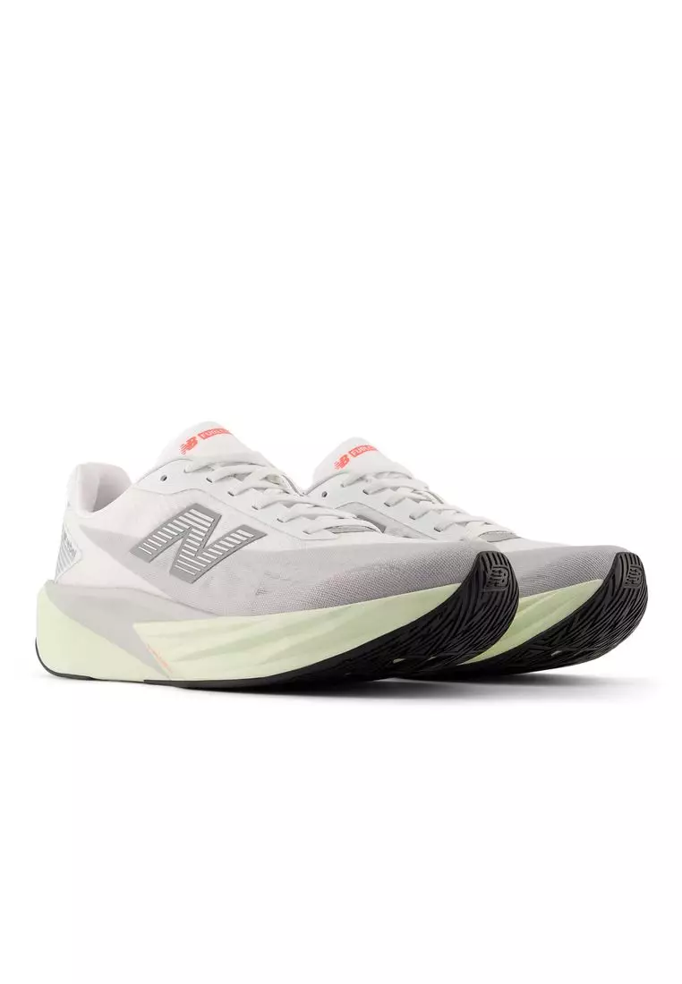 New Balance Men's FuelCell Rebel v5  - RAINCLOUD