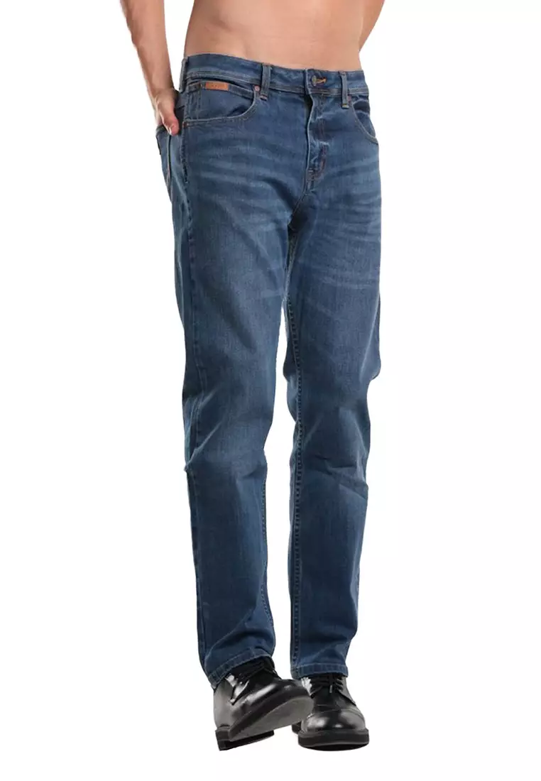 Buy Wrangler Wrangler Men's Denim Jeans Texas Tapered Fit 2025