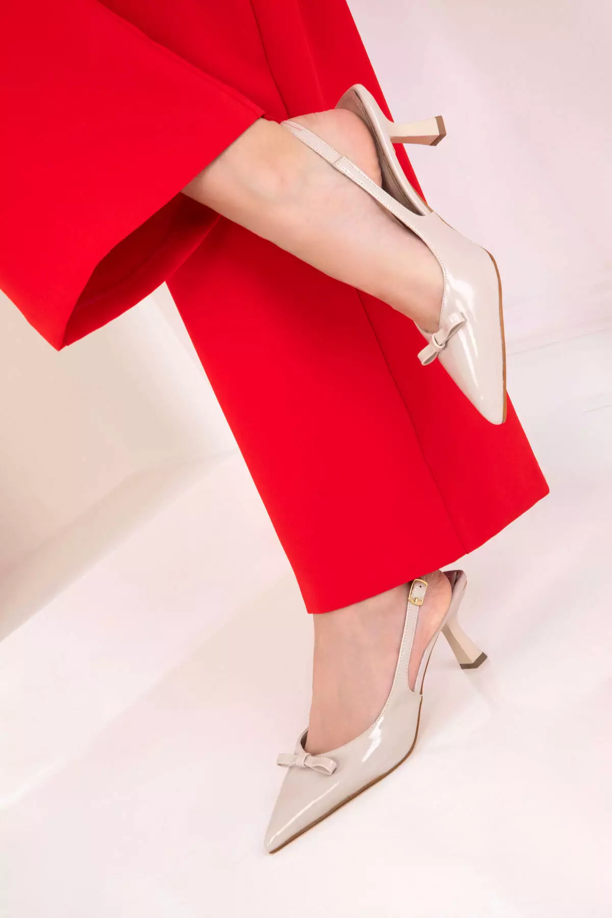 Beige Patent Leather Women's Classic Heeled Shoes 20597