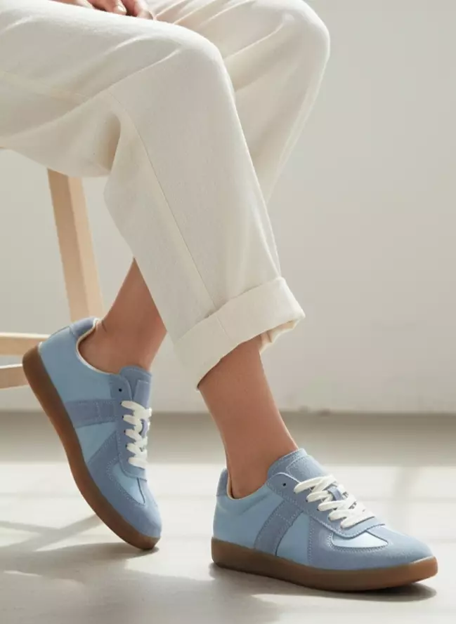 Sepatu Sneakers Wanita L.Misone