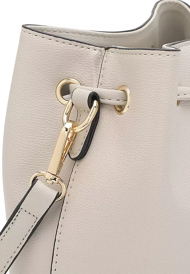 Women's Bucket Bag / Shoulder Bag / Sling Bag / Crossbody Bag (Tas Ember Wanita / Tas Bahu Wanita / Tas Selempang Wanita ) - Putih