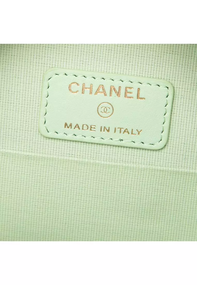 Pre-Loved Chanel Lambskin 19 Round Clutch With Chain