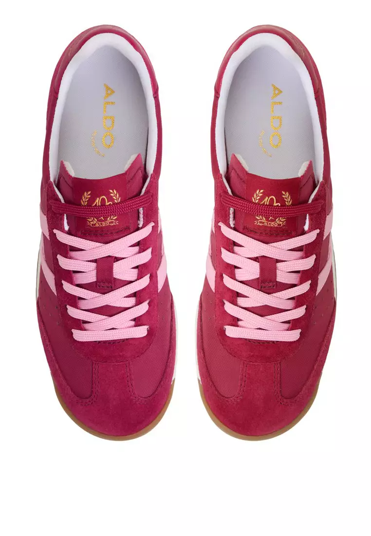 Stepcount Sneakers